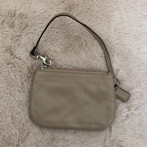 Coach Leather Zippered Wristlet Champagne - Picture 2 of 6